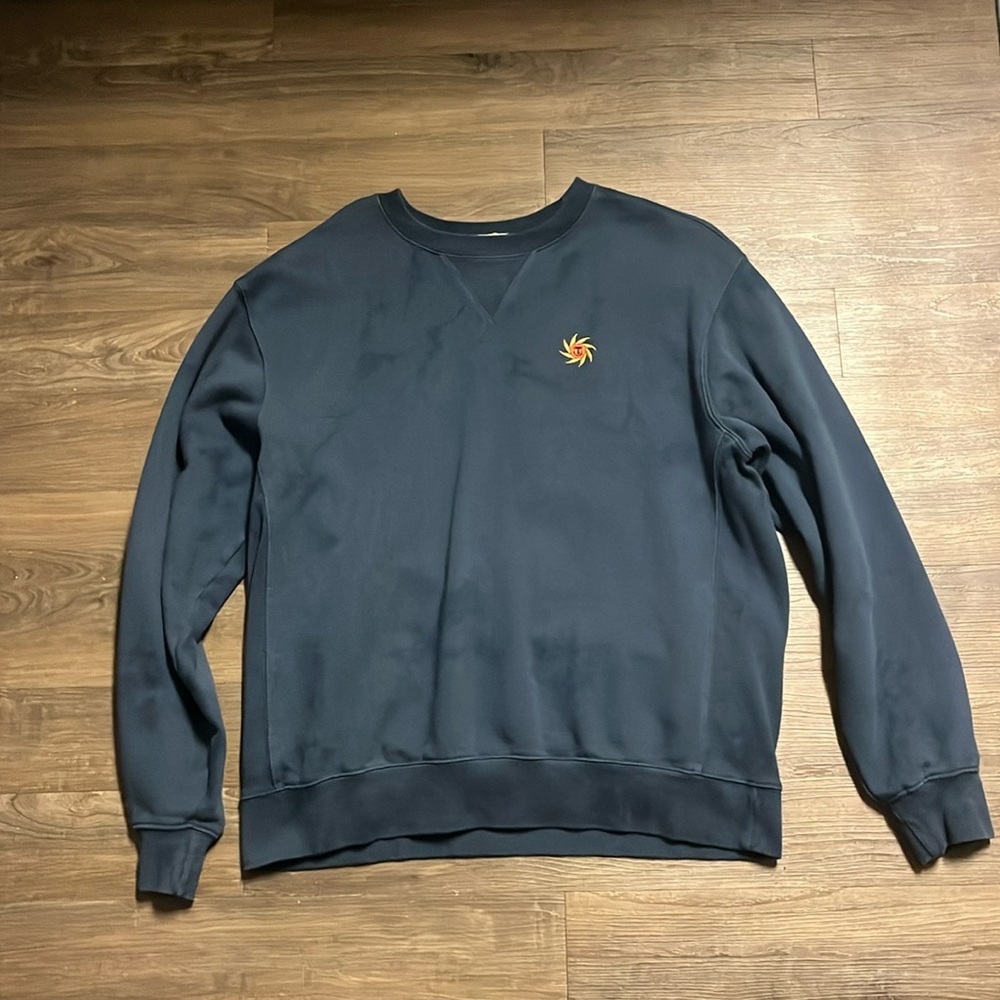 Katin hoodie/crewneck. Size L. Navy color. Perfect condition. True to size.